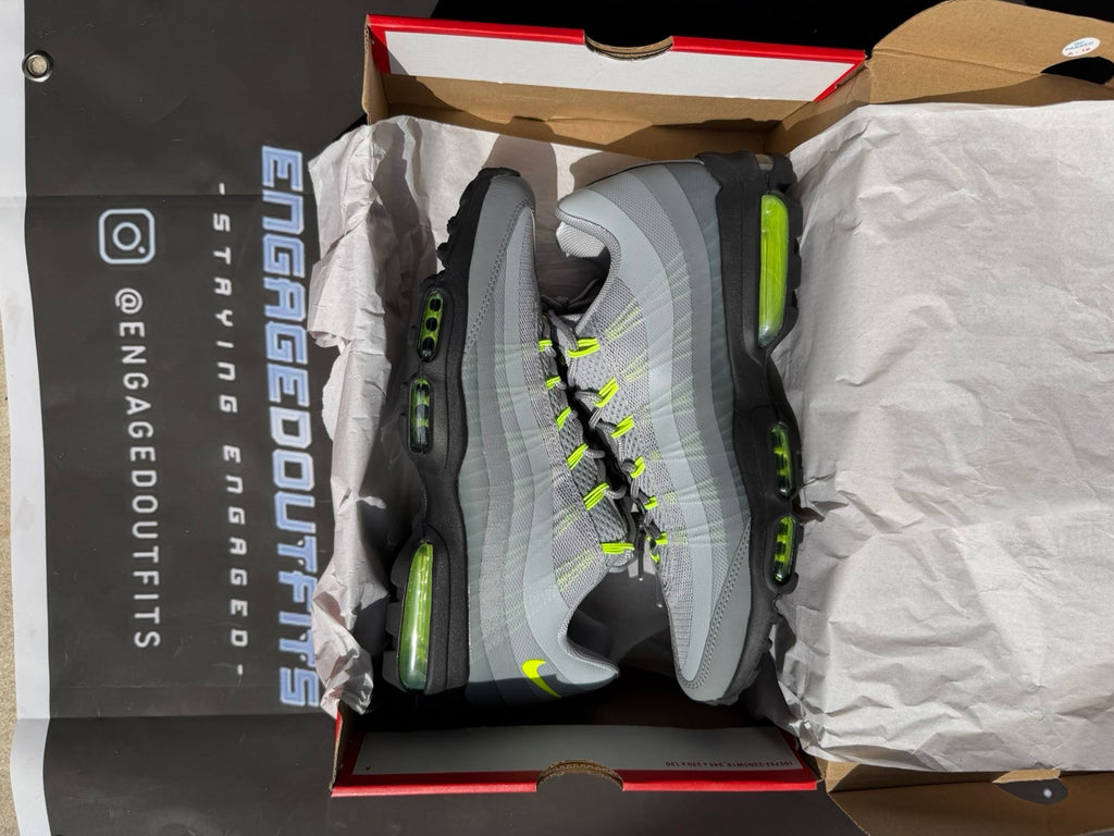 Nike Air Max 95 Grey Volt - UK 9 - Brand New