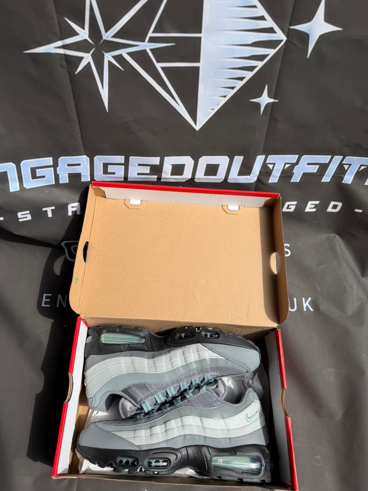 Nike Air Max 95 Grey Mint Trainers UK 10 Men’s Shoes