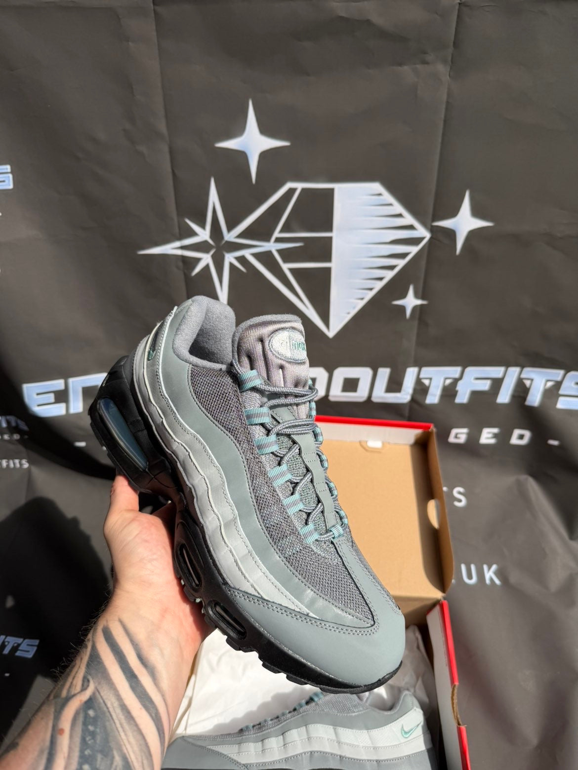 Nike Air Max 95 Grey Mint Trainers UK 10 Men’s Shoes