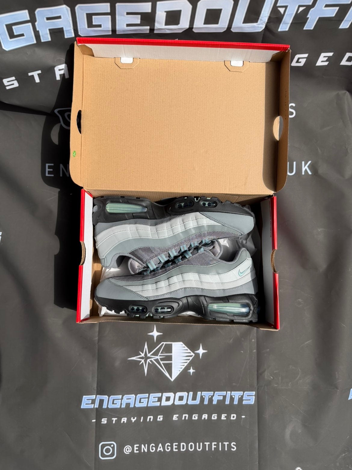Nike Air Max 95 Grey Mint Trainers UK 10 Men’s Shoes