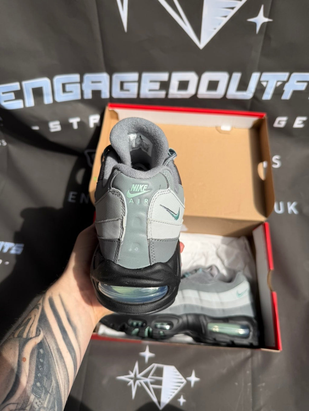 Nike Air Max 95 Grey Mint Trainers UK 10 Men’s Shoes