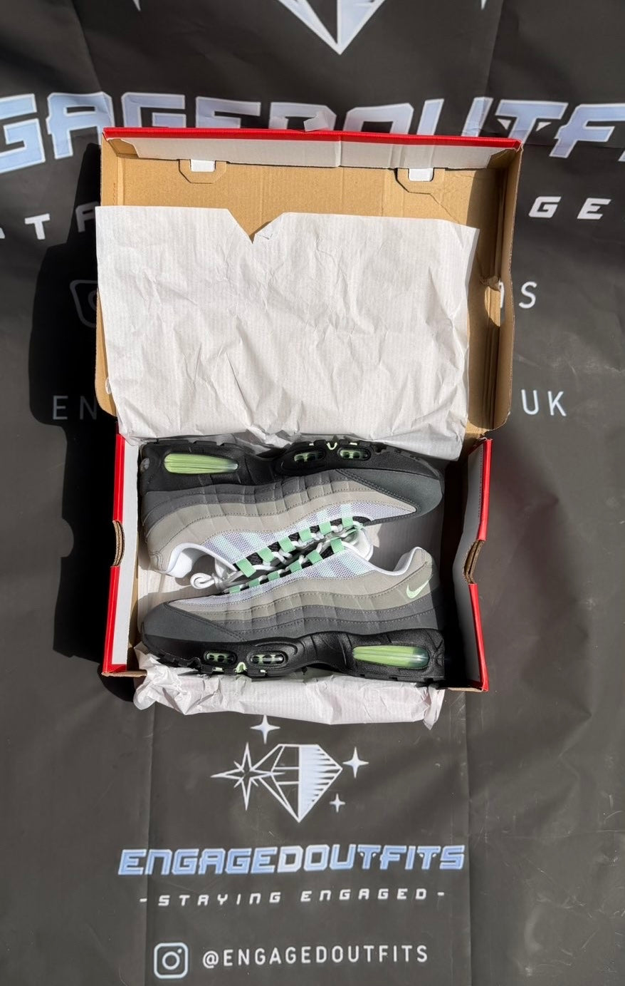 Nike Air Max 95 Fresh Mint UK 9