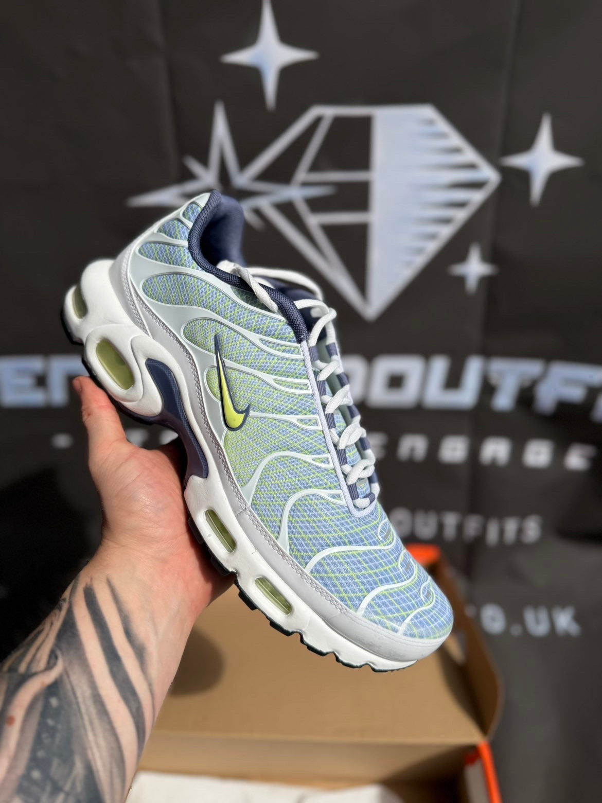 Nike Air Max Plus TN Pebble Grey Lime UK 10